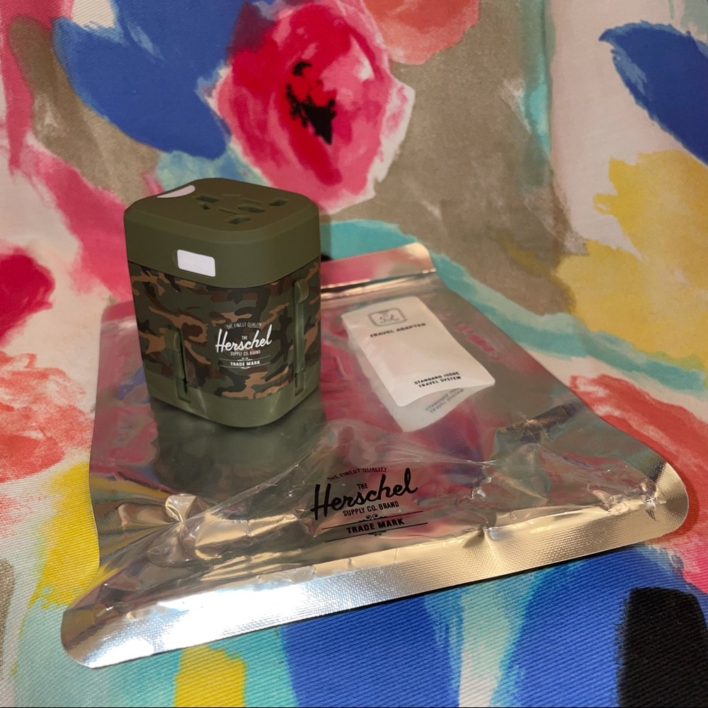 NWT Herschel Travel Adapter - Woodland Camo